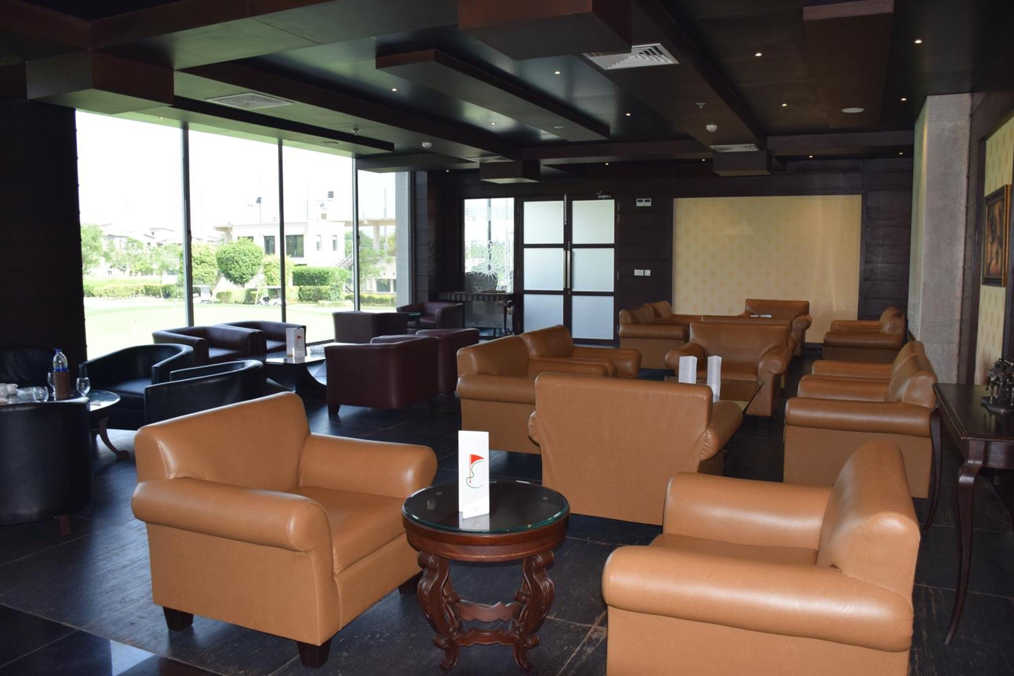 Hotel Defence Raya Golf & Country Club Lahore Exterior foto